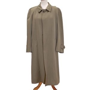 GUCCI VINTAGE  fully lined tan trench coat SZ 40R